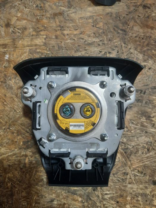 Подушка безопасности в руль TOYOTA Land Cruiser /AIRBAG/SRS.