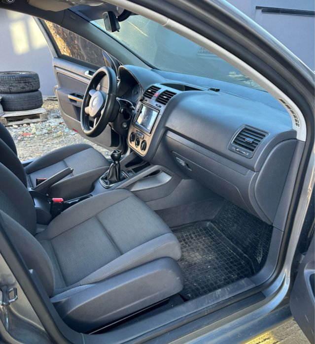 Volkswagen Golf 2004 VIN WVWZZZ1KZ5W057909 фото оголошення 6 з 6