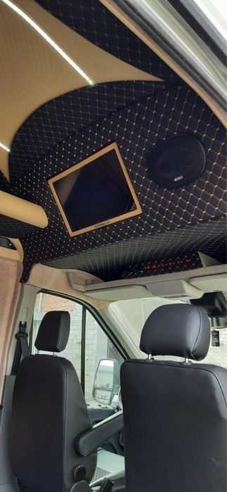 Продам хороший бус Ford Transit