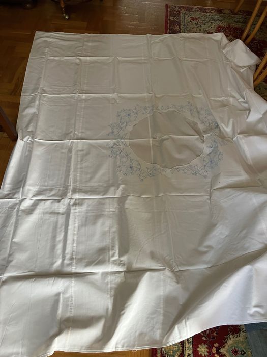 PRL biała pościel haftowana