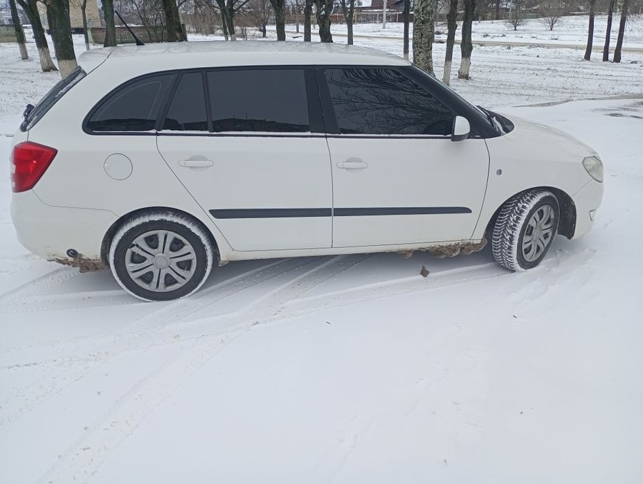 Skoda Fabia 2012року