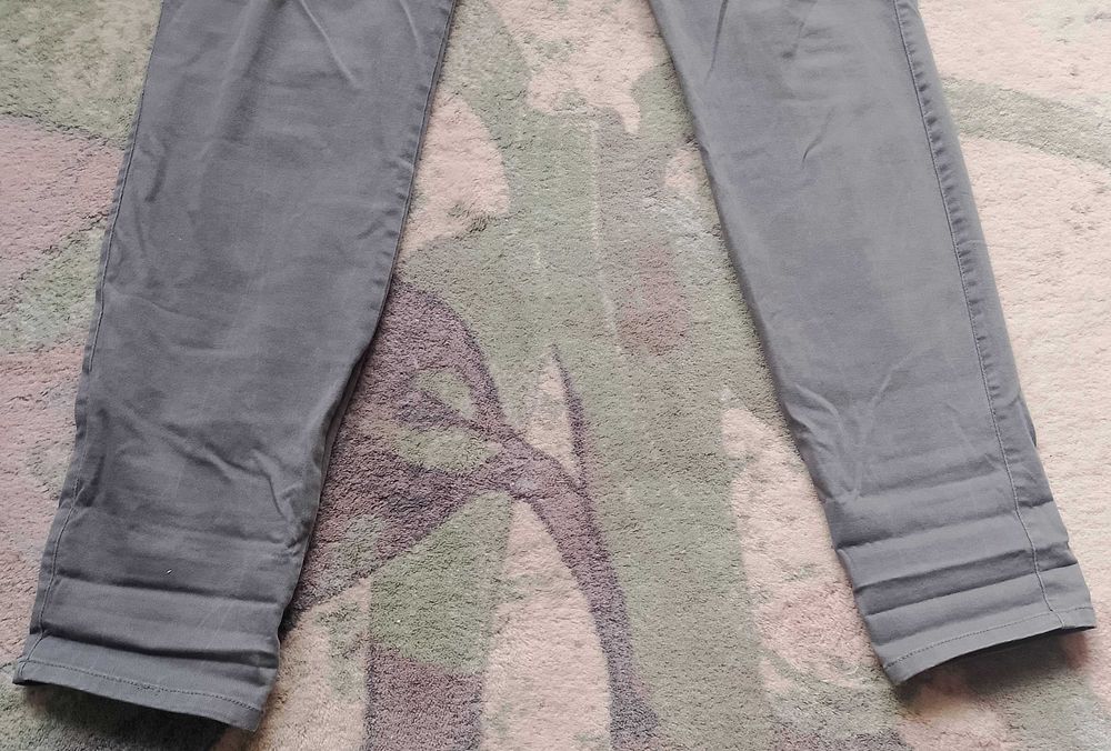 Jeansowe spodnie damskie