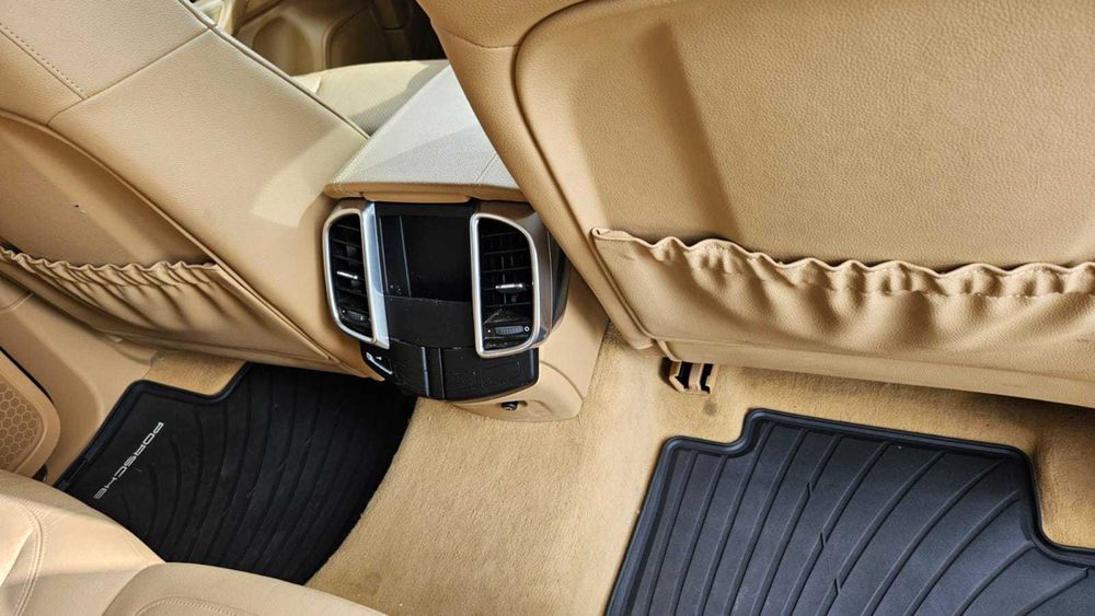 Porsche Cayenne 2010 Гібрид