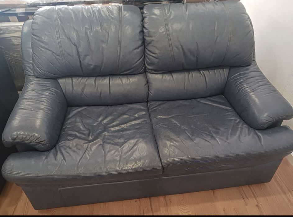 Vendo Sofas de Sala em Couro Azuis