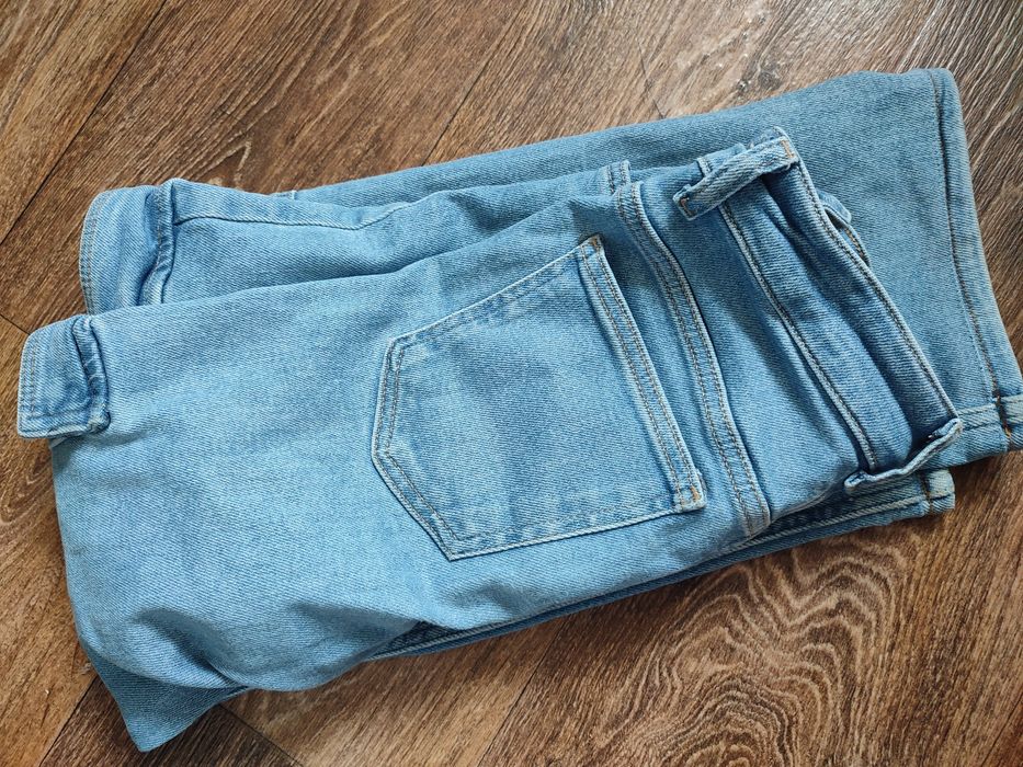 Продам фірмові джинси Zara