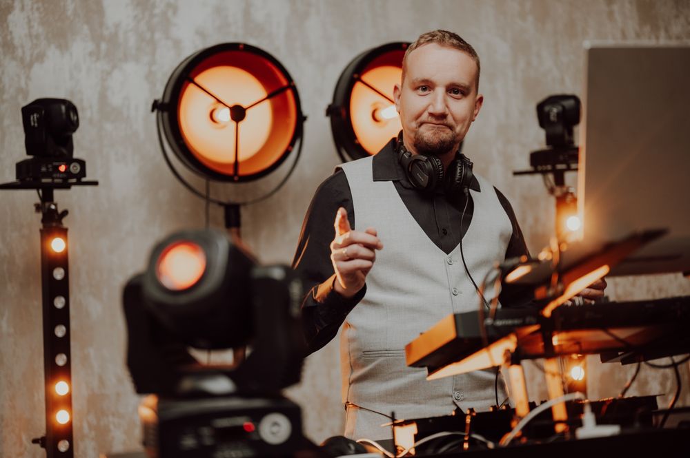 DJ / AKORDEONISTA -Wesela / Urodziny / Eventy/ Biesiada/Muzyka na żywo