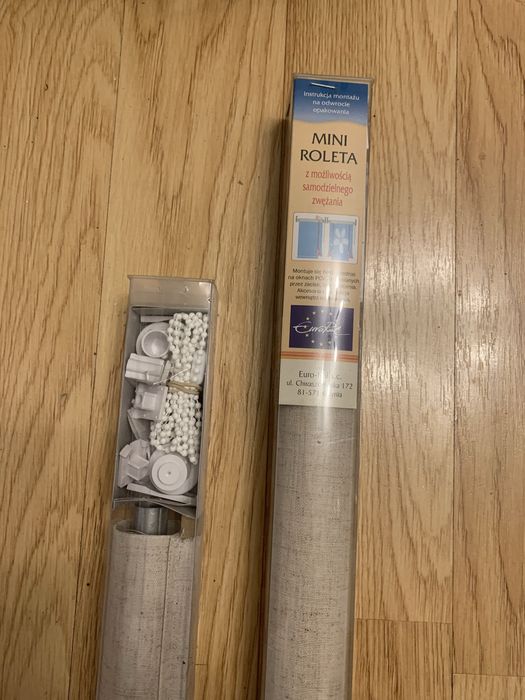 2 mini rolety z możliwością samodzielnego zwężania
