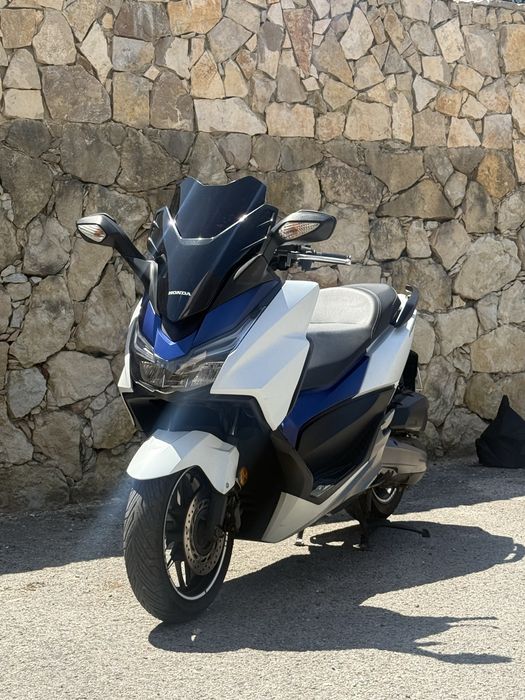 Honda Forza 125cc • 2018