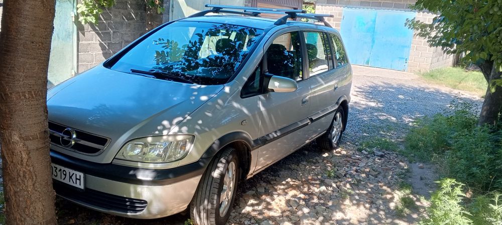 Продам Opel Zafira Опель Зафіра 2,2 DTI 2003
