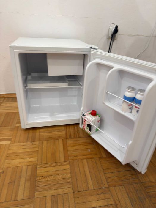 Mała lodówka MPM-46-CJ-01/H - 100% sprawna, 2 lata pracy