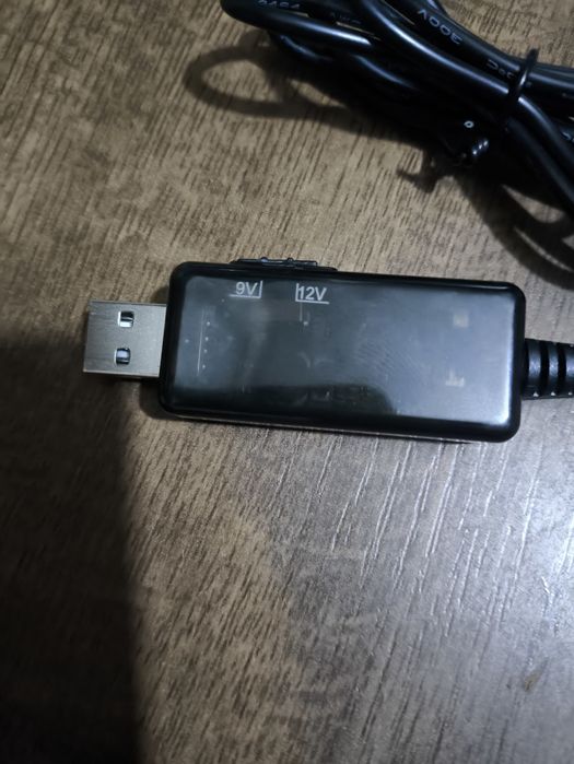 Кабель для роутера  с переключателем с 5 на  9/12 вольт