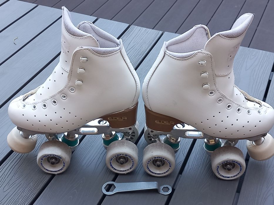 Artistic Roller Skates64175176640515123