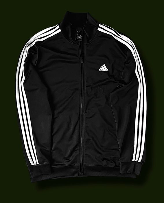 Кофта Adidas оригінал олімпійка мастерка зіп худі, розмір L. Кофта Adidas оригинал олимпийка мастерка зип худи, размер L.