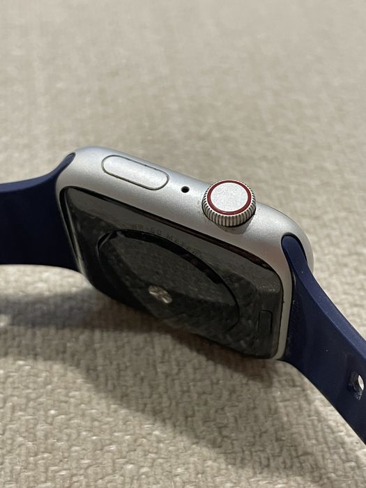 Apple watch SE GPS+Cellular