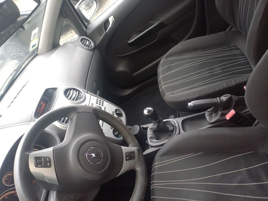 Opel Corsa 1.3 Diesel 5 Portas