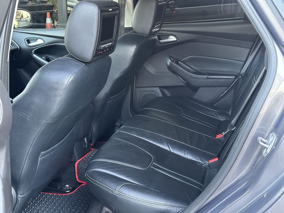 Ford focus mk3 titanium