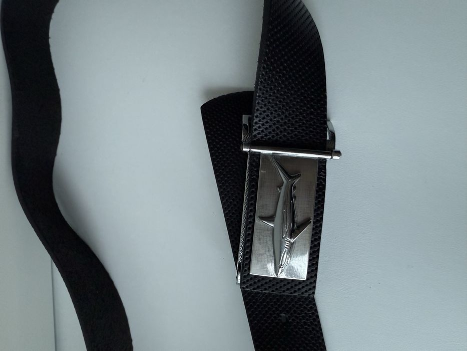 Кожанный мужской пояс с акулой