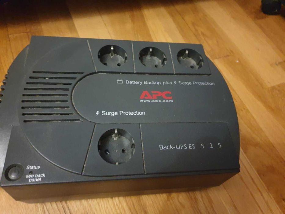 источник бесперебойного питания