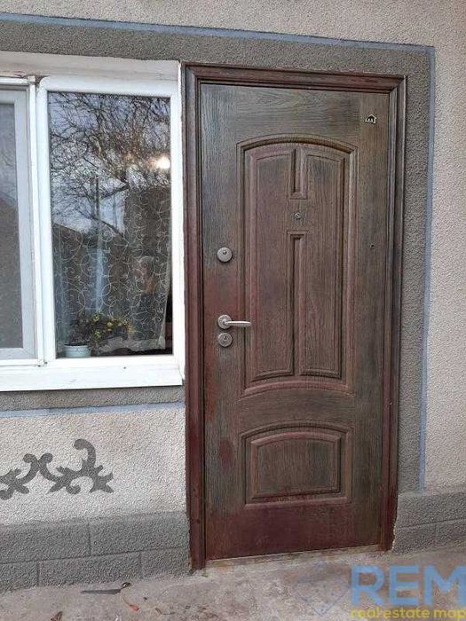 Продам великий дом з ремонтом, садом та всіма зручностями!