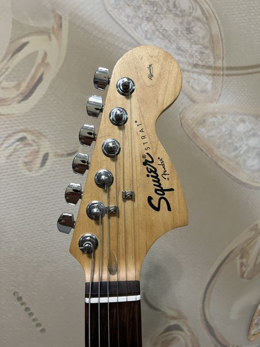 Електрогітара Fender Squier Stratocaster