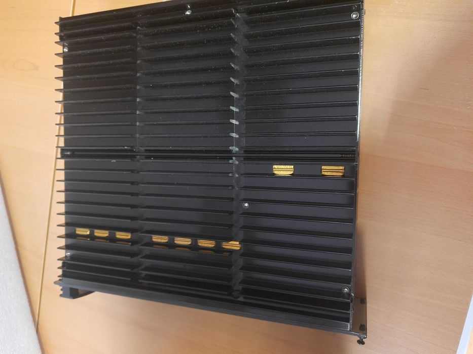 Блок живлення Eltek SMPS1000 60V 15A