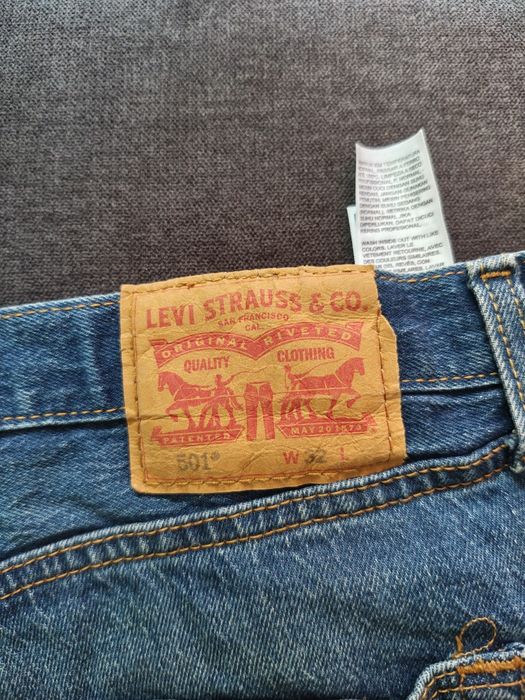 Levi 501 shorts Roz. 32