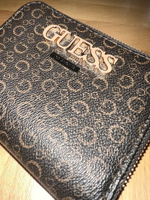 Portfel damski Guess