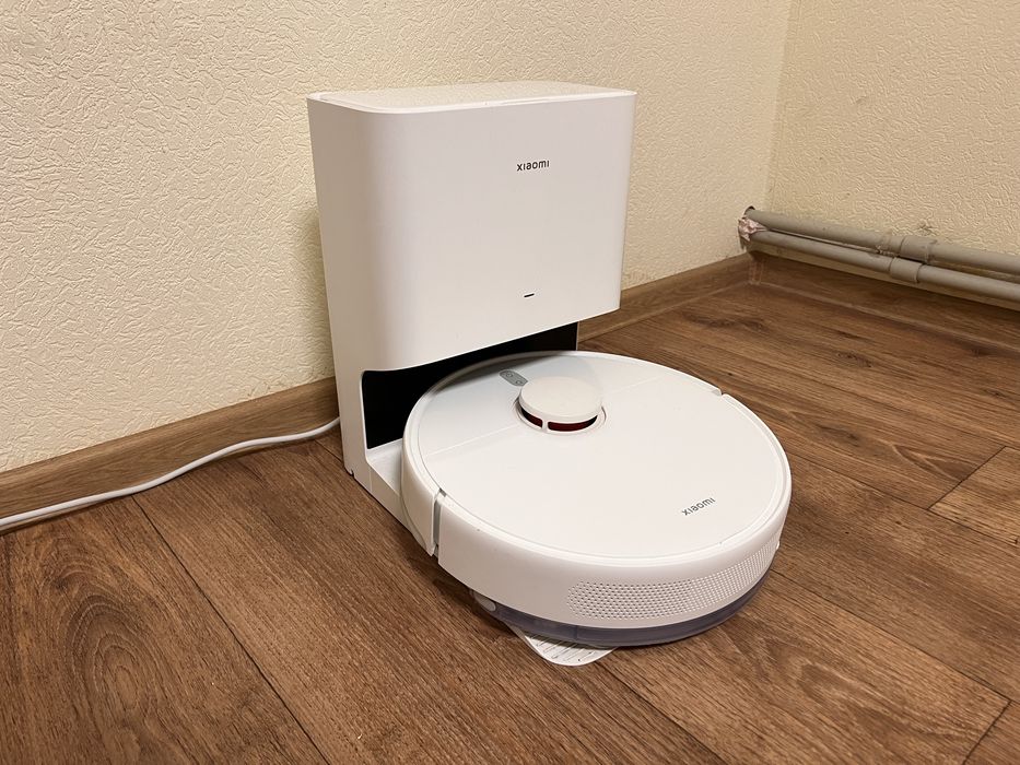 Продам робот пылесос Xiaomi Robot Vacuum X10