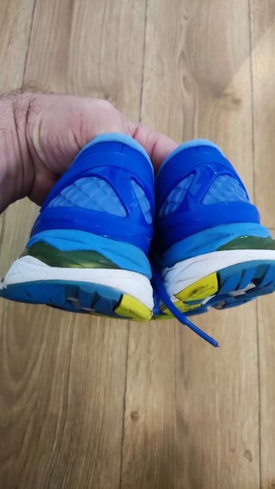 buty sportowe ASICS