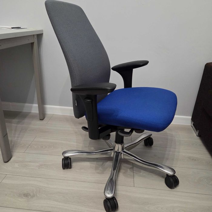 Fotel biurowy kinnarps 5000