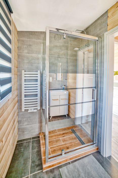 Promocja last-minute od 1 września...tylko 500 zl doba sierpień...domek z nowym duzym basenem i jacuzzi.