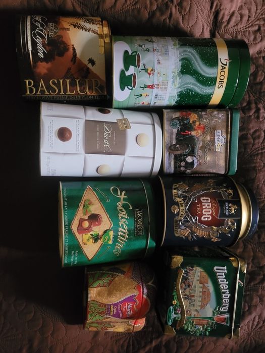 Жестяные банки для сыпучих или для коллекции