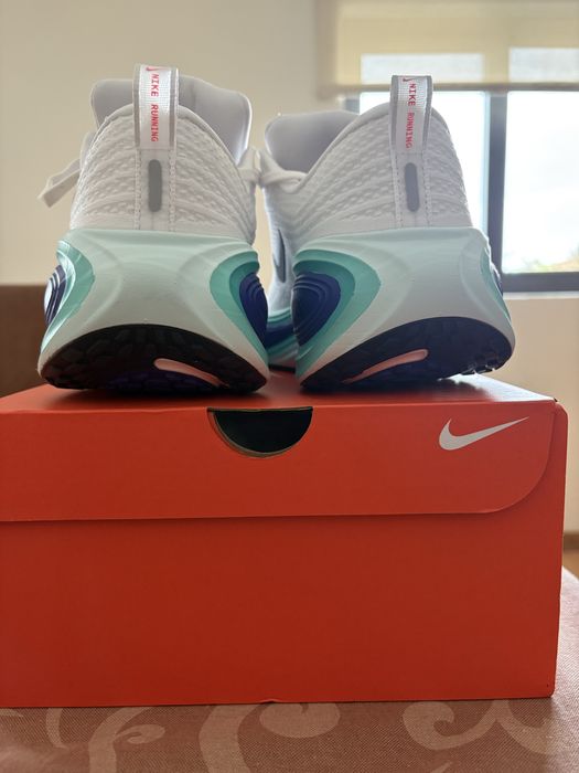 Sapatilhas Nike Vomero Plus Novas (na caixa original)