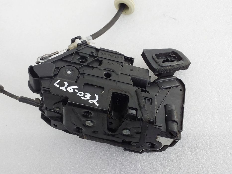 Fechadura / fecho porta frente direito VOLKSWAGEN Golf VII (5G1, BQ1,