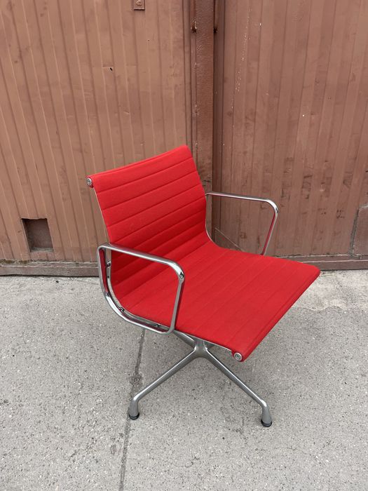 Krzesła fotele vitra ea 108 oryginalne