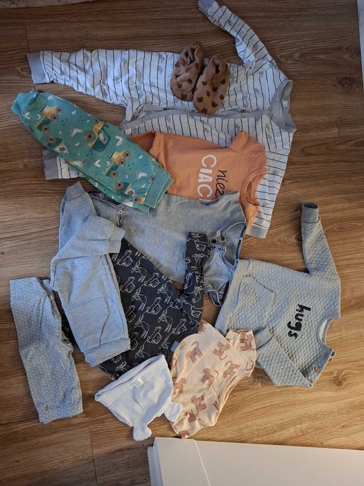 Zestaw ubran dla chłopca