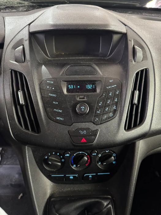 Rádio / auto-rádio FORD Transit Connect II (V408)