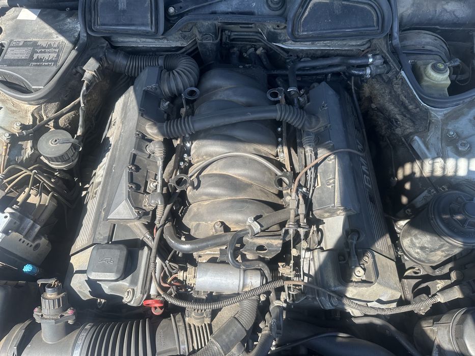 Bmw E38 4.4 МКПП 6-ти ступка