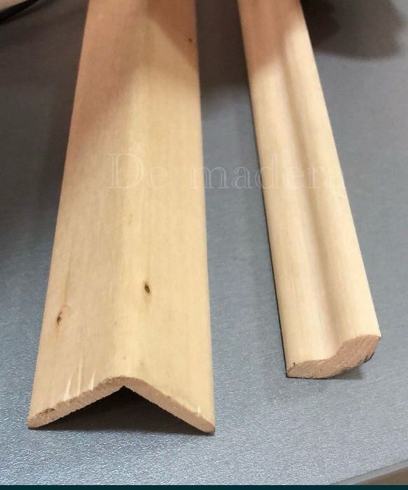 Кутник деревʼяний, плінтус