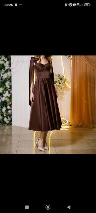 Випускна сукня з корсетом