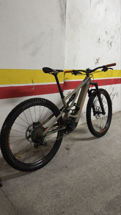 Vendo Specialized Turbo Levo 2020 tamanho S