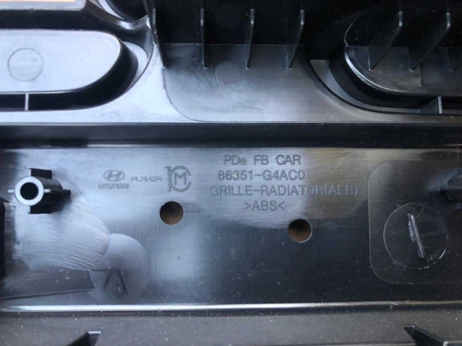 Grill atrapa chłodnicy Hyundai i30 gen III