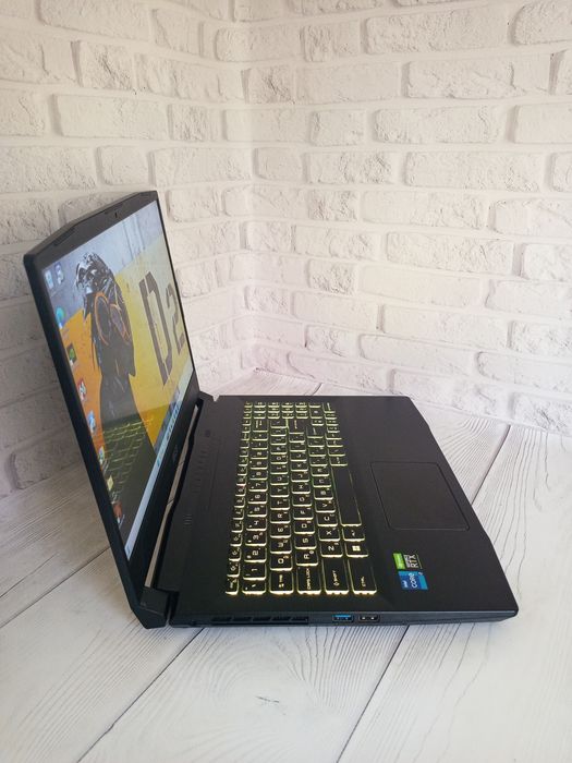 Геймерський ноутбук MSI KATANA GF66 12UGSK-836US  RTX 3070 Ti  I7-12650H 10 ядер 16 Gb DDR4 1 Tb SSD NVME  коробка
