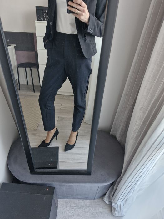 Spodnie czarne eleganckie Hm r 38