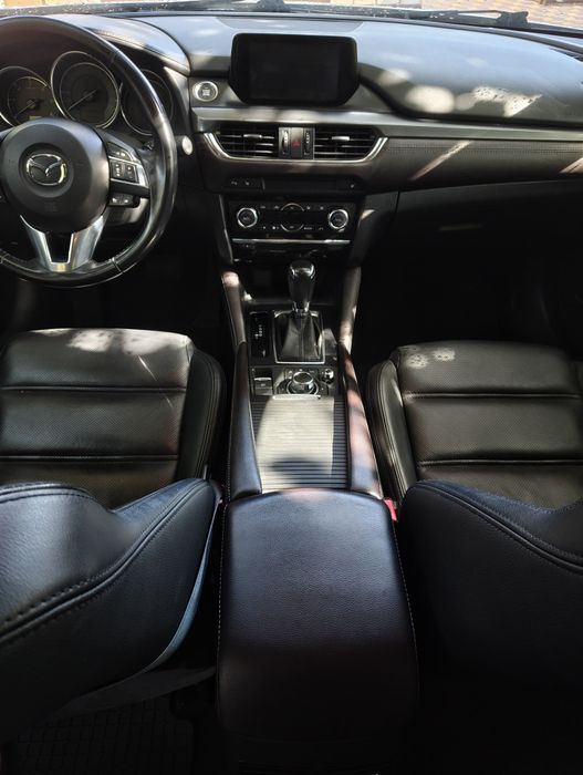 MAZDA 6 комплектація TOP