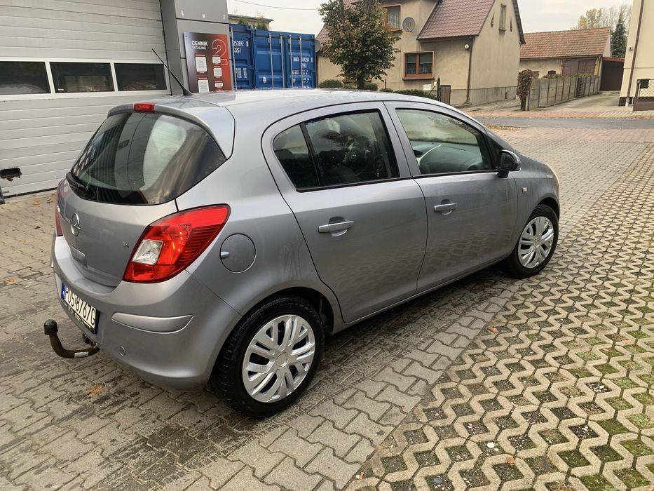 Coraa D 1.4 benzyna  5drzwi