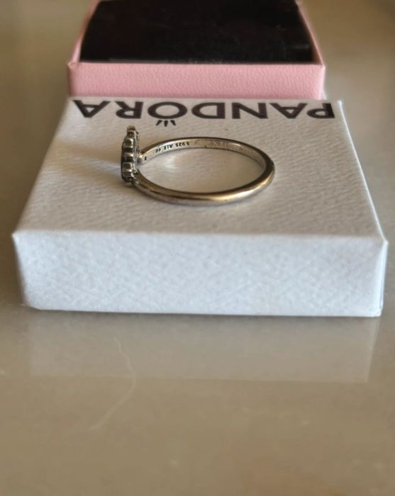 Pandora Celestial Blue Sparkling Moon Ring Sterling silver