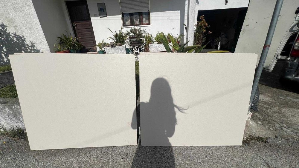 Vendo 2 sommiers em bom estado