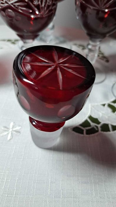 Rubinowa Kryształowa Karafka  plus  4 kieliszki
