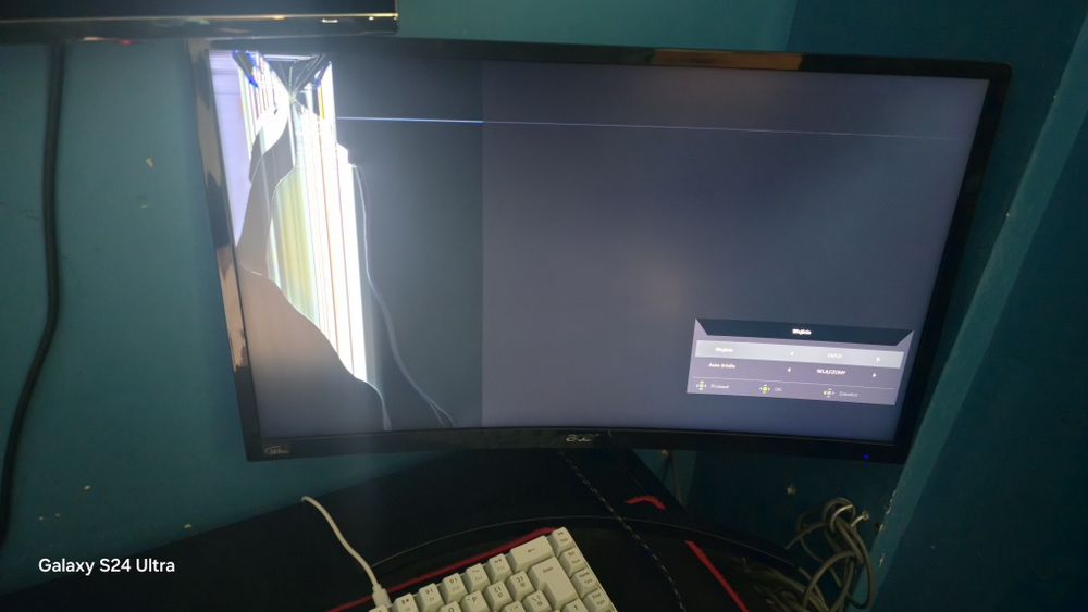 Monitor Acer zakrzywiony 144hz
